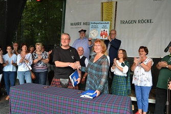 Abschluss Partnerschaft